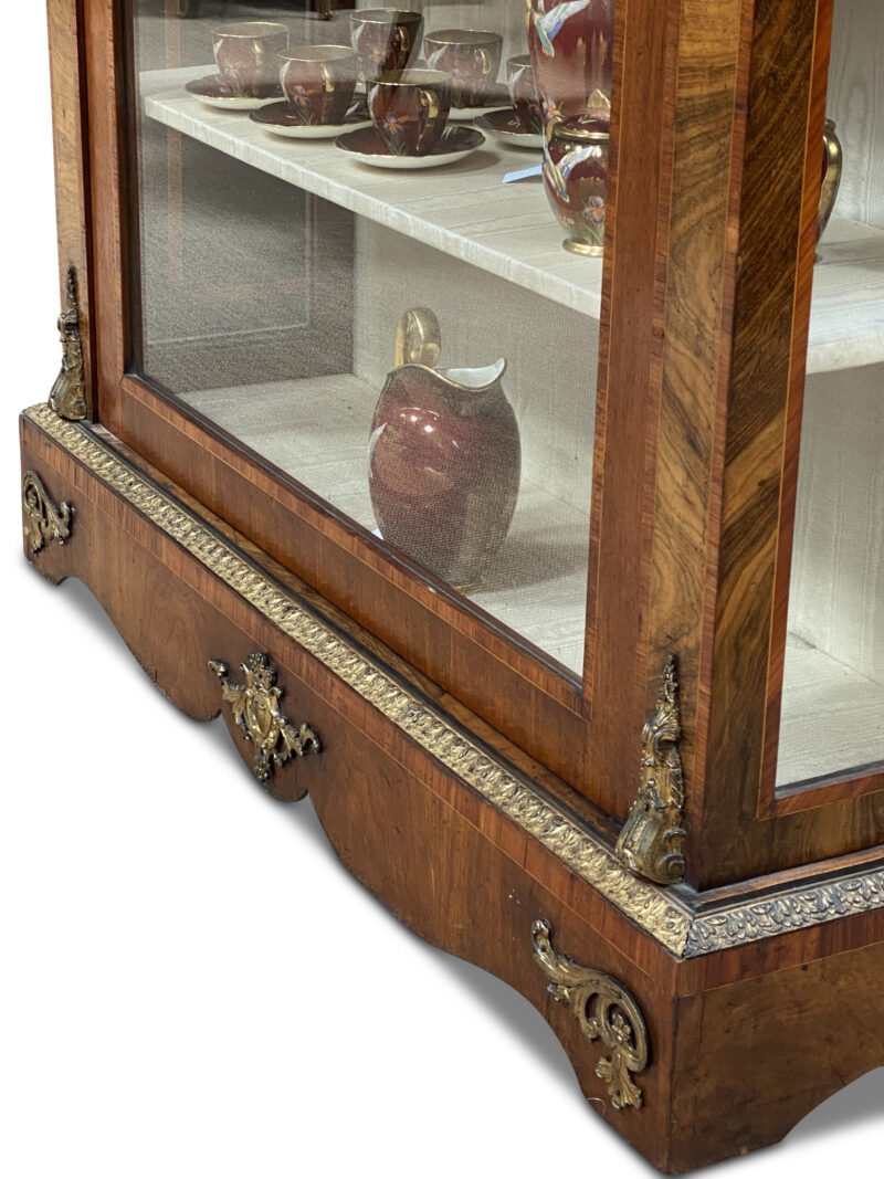 7122 19th century English burr walnut single door pier cabinet 2 scaled 1