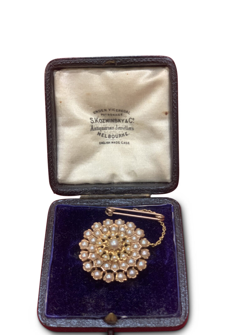 9ct Round Multi Layered Pearl Brooch, c.1910