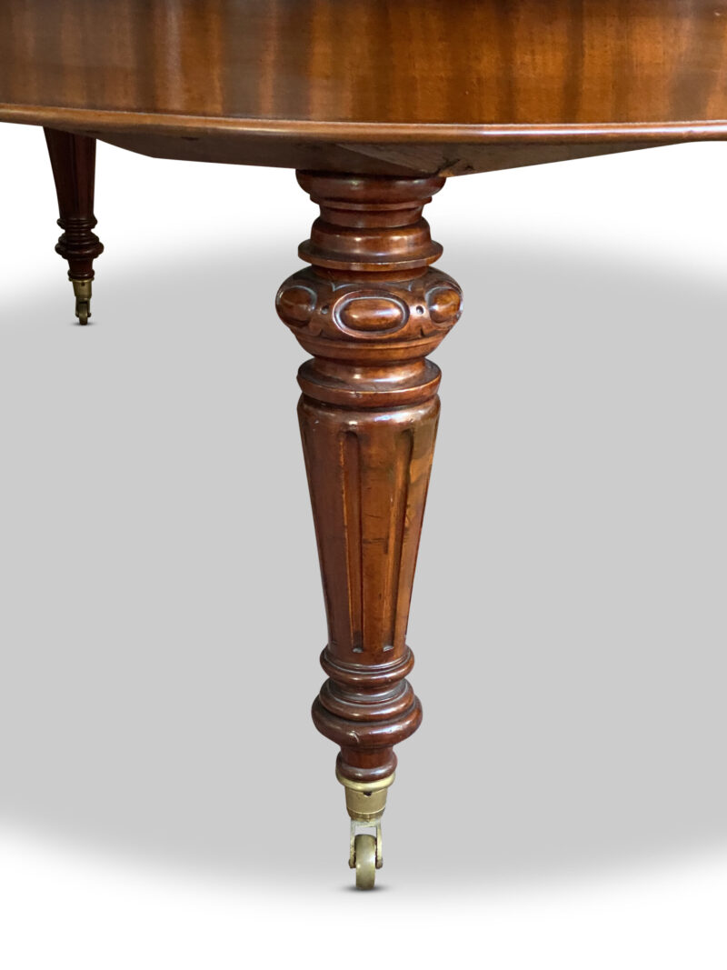 AAA226 Victorian mahogany 2 leaf D end dining tablec.18502 scaled 1