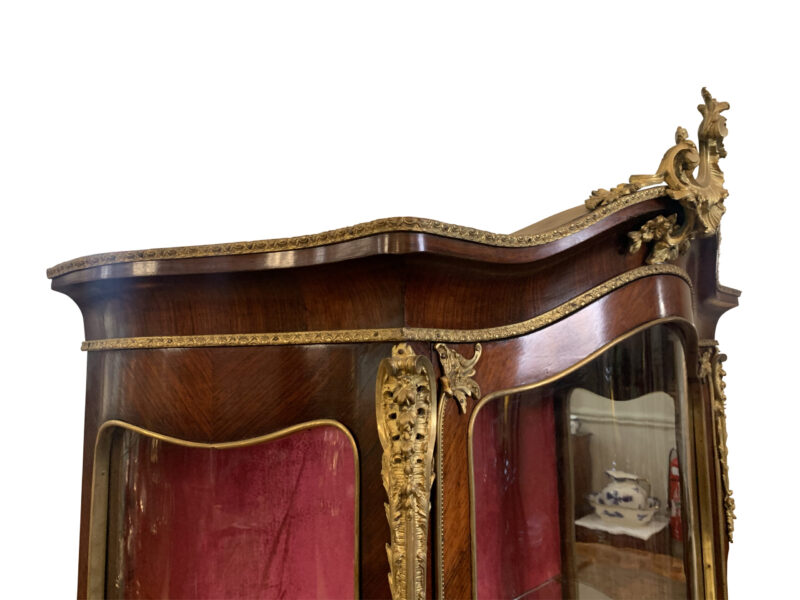 Superb French 19th Century Kingwood Single Door Vitrine, c.1870