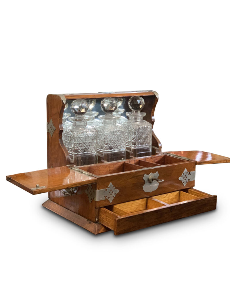 Edwardian English Oak Tantalus with 3 Hobnail Decanters, c.1911