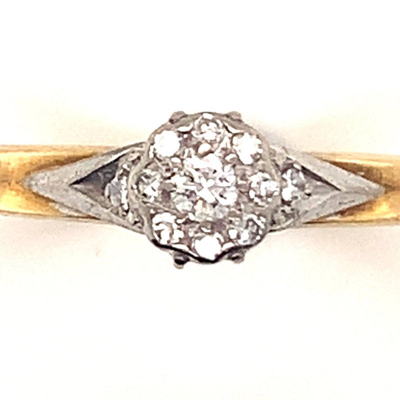 18ct Yellow Gold Diamond Cluster Ring