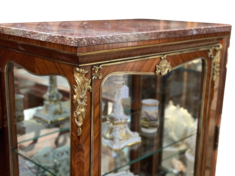 French 19th Century Kingwood Single Door Vitrine, c.1880