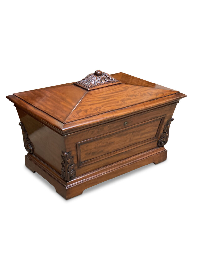19th Century English Mahogany Cellaret, c.1860