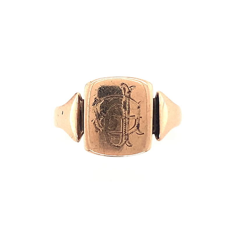 men's gold rectangular signet ring