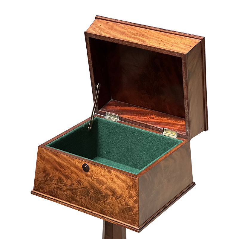 William IV Mahogany decanter box on stand