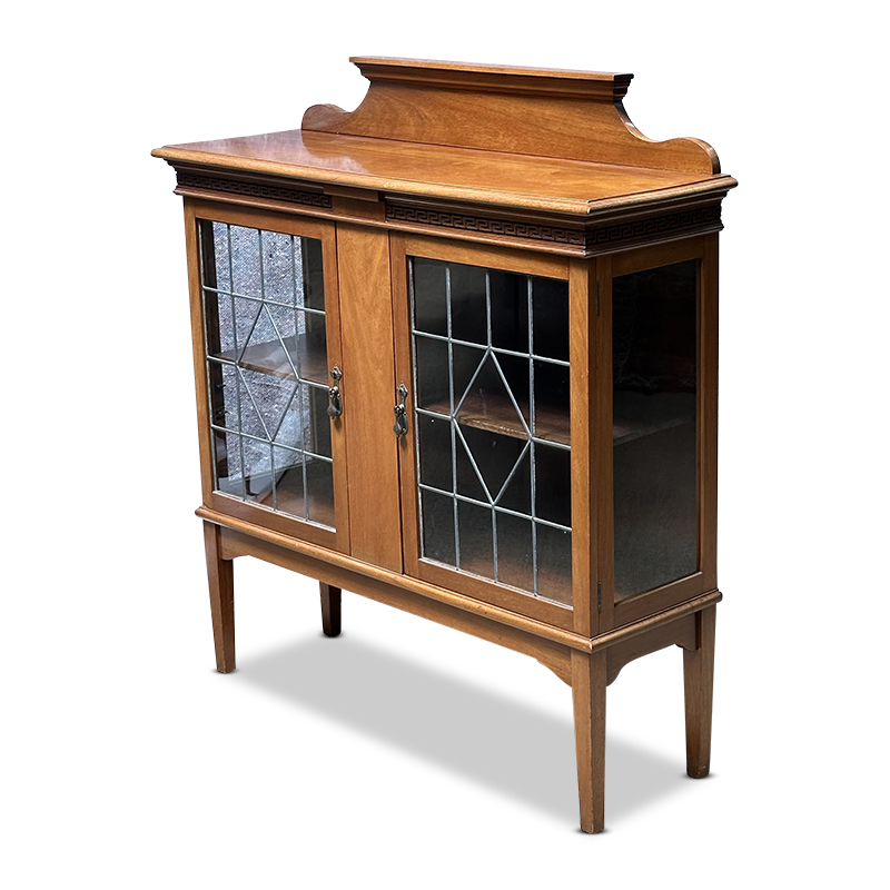 Edwardian mahogany 2 door leadlight display cabinet c.1900