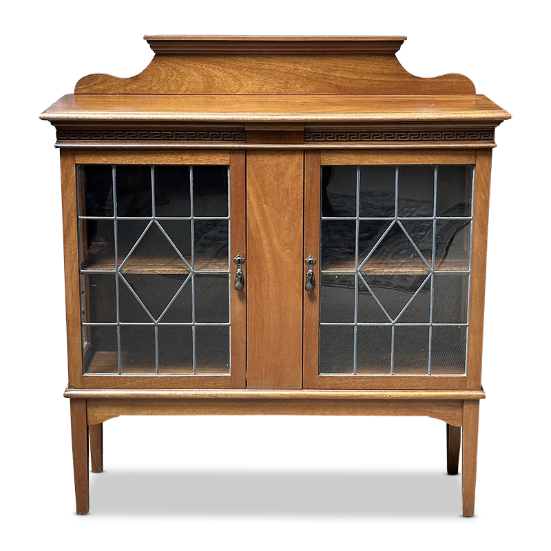 Edwardian mahogany 2 door leadlight display cabinet c.1900