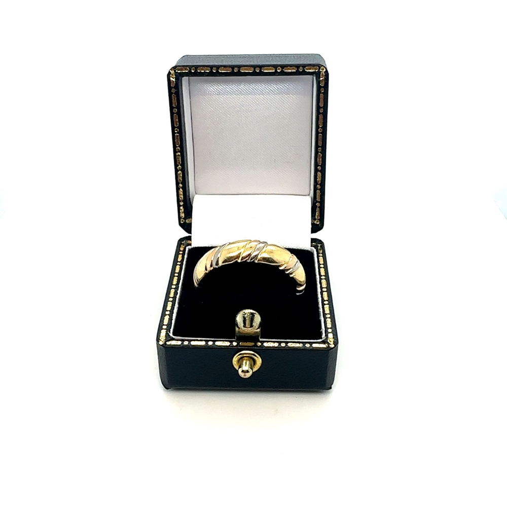 18ct gold tri colour ring