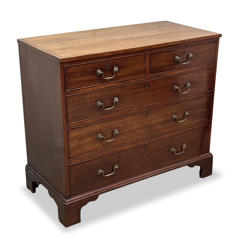 Georgian mahogany chest
