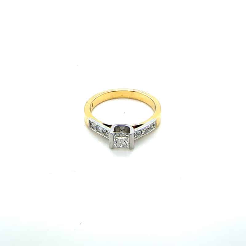 18ct gold princess cut diamond ring_1