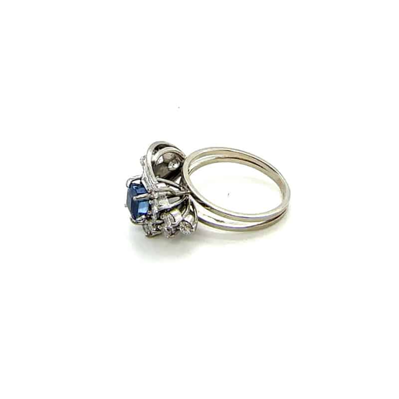 18ct gold sapphire and diamond fancy ring_1