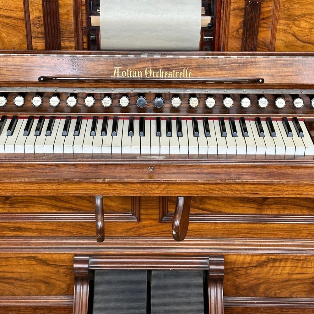 Antique Aeolian orchestrelle