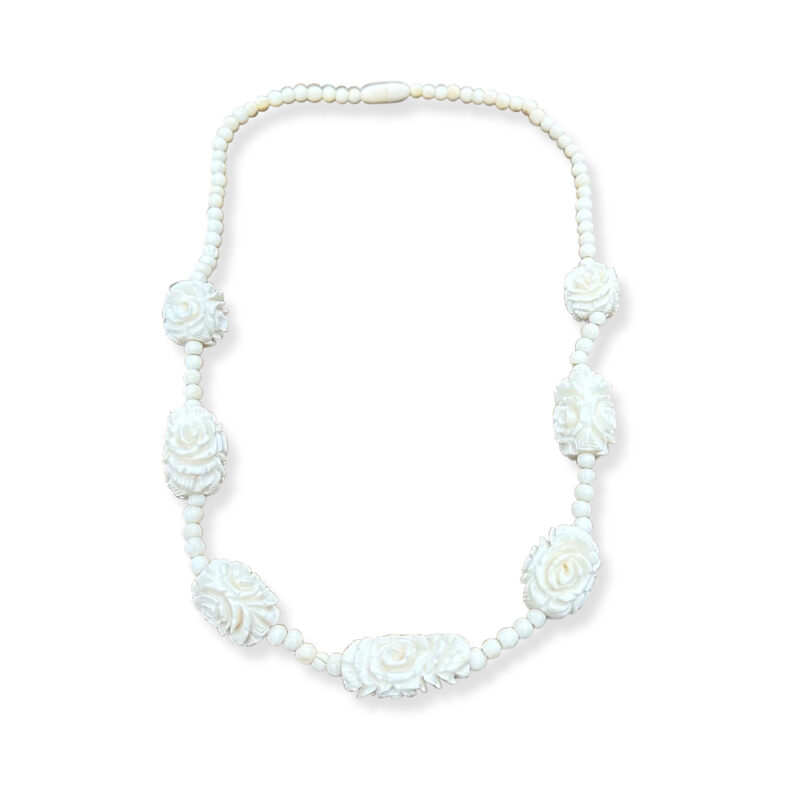 Ivory beaded necklace c.1940