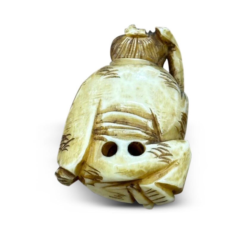 Japanese ivory netsuke c.1900