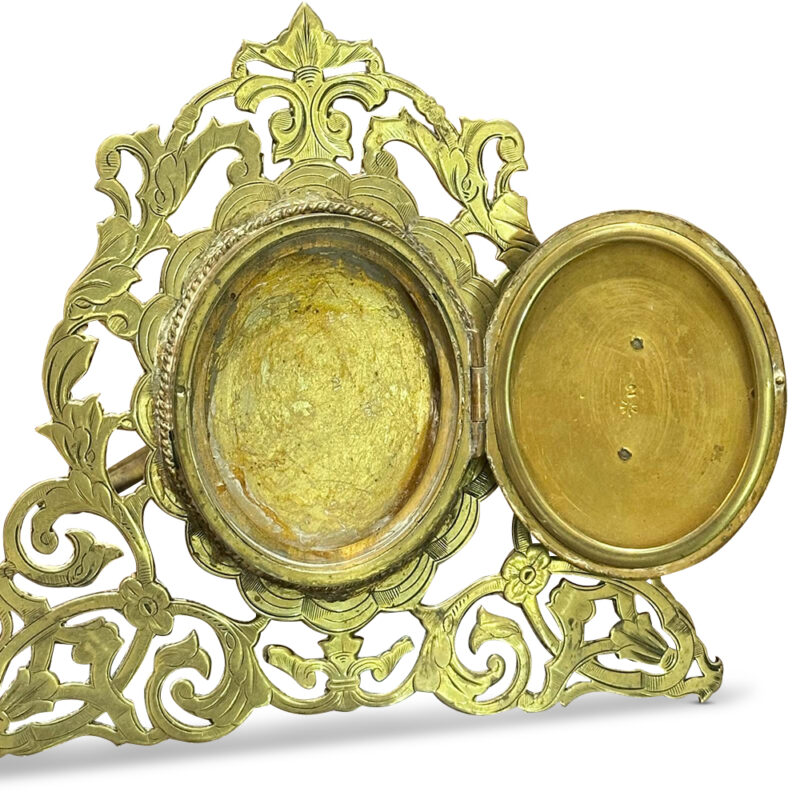 Victorian brass picture frame with cabochon agate c.1890