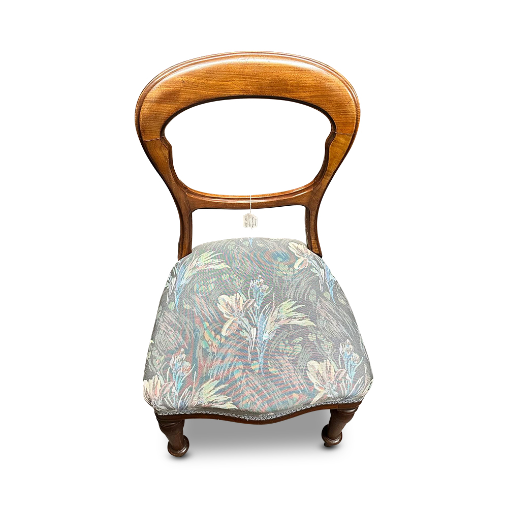 Victorian mahogany balloon back side chair c.1860