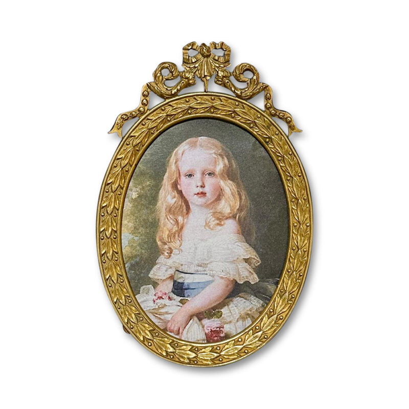 Antique oval gilt miniature picture frame c.1910