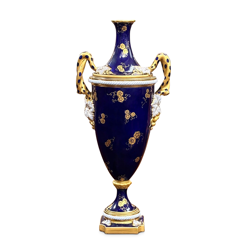 Royal Worcester Harry Davis handpainted landscape double handled vase shape 2453 c.1910