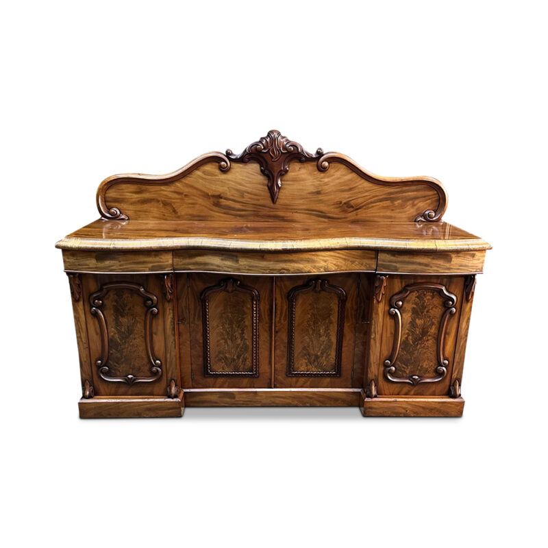 Victorian mahogany serpentine fronted 4 door sideboard c.1860