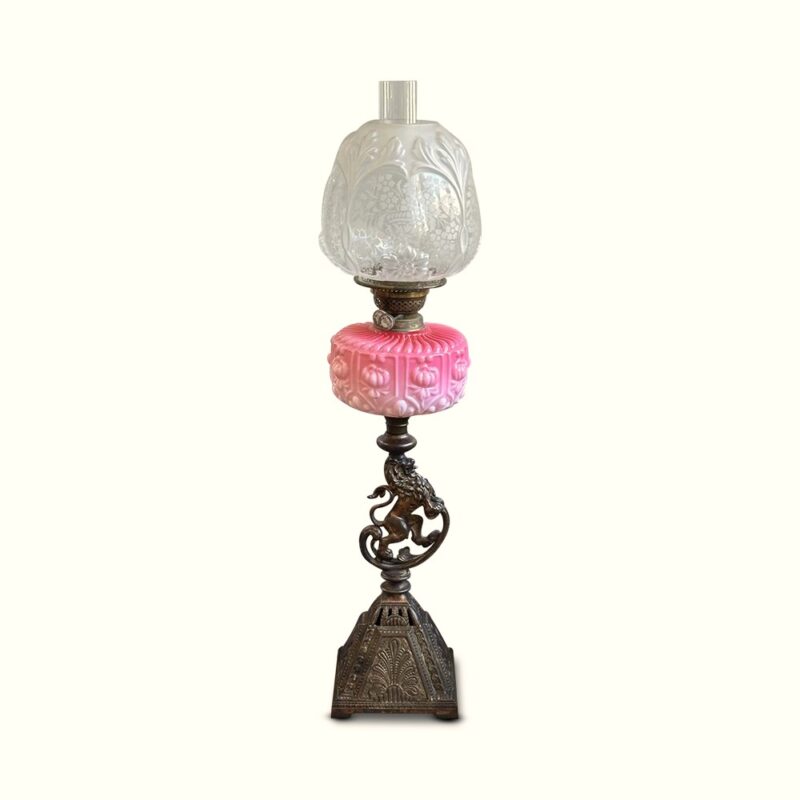 Late 19th century double burner pink banquet lamp with original frosted shade c.1890