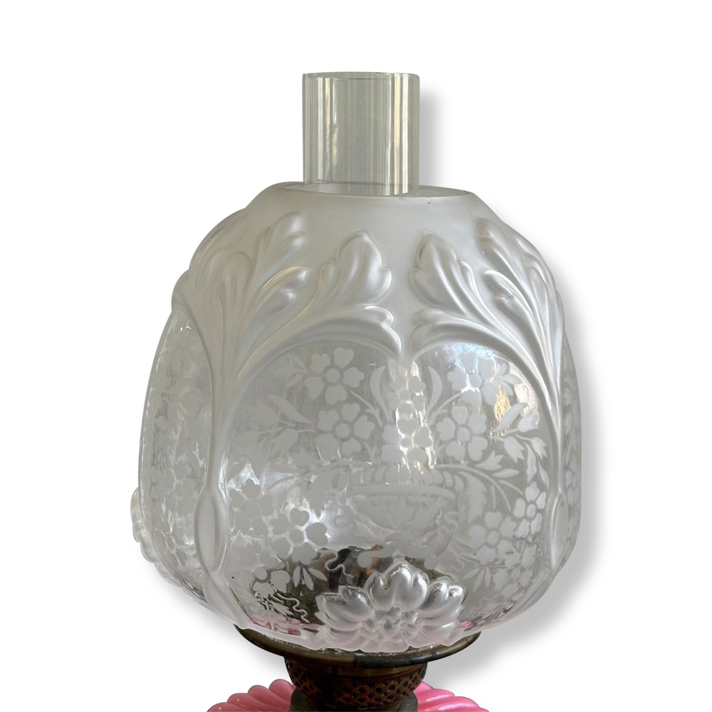 Late 19th century double burner pink banquet lamp with original frosted shade c.1890
