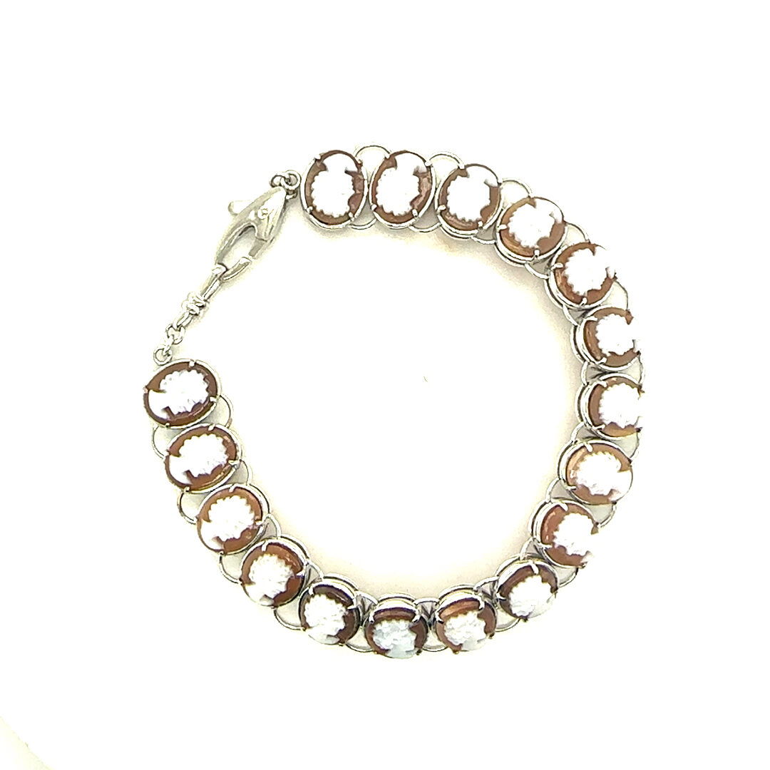 18ct white gold and platinum cameo bracelet