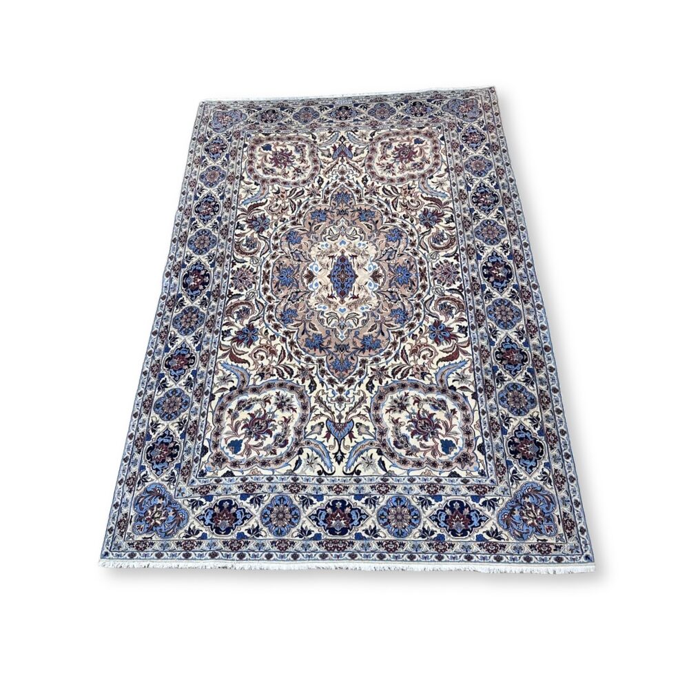 Nain Habibiyan Persian carpet signed 217 x 318cm