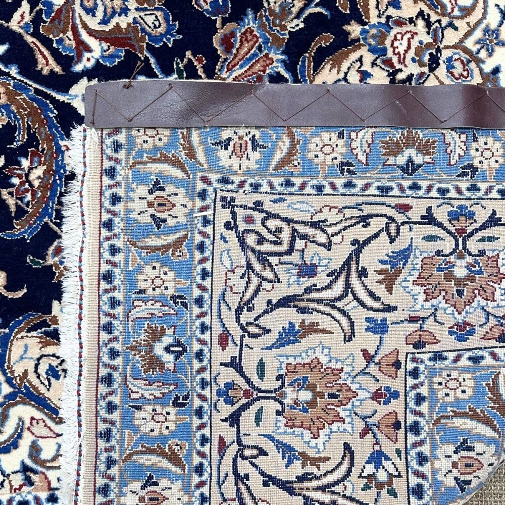 Nain Persian carpet 170 x 310cm