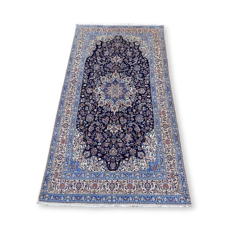 Nain Persian carpet 170 x 310cm