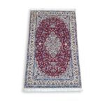Nain Persian carpet Habibman signed 128 x 210cm