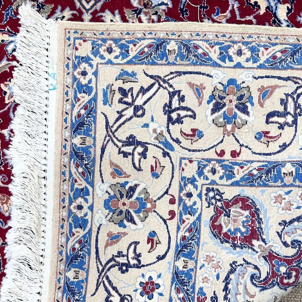 Nain Persian carpet Habibman signed 128 x 210cm