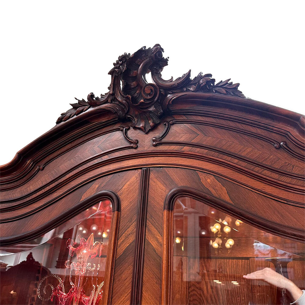 French rosewood Louis XV style two door display armoire with cross banding c.1890