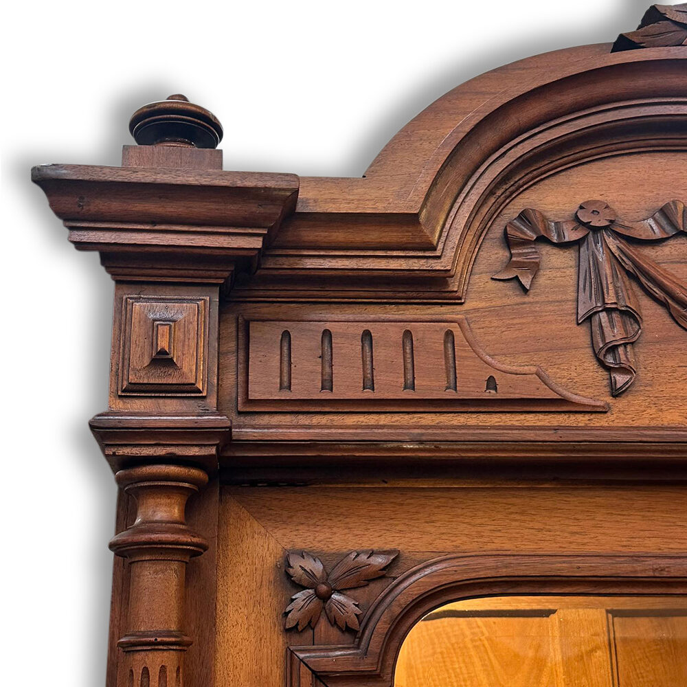 Louis XV style French walnut 2 door display armoire c.1890