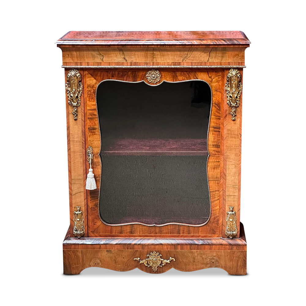 19th century French walnut single door display cabinet with crossbanding and gilt bronze mounts c.1870